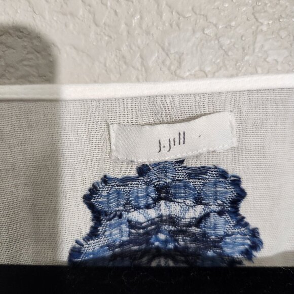 J Jill Poncho Top One Size Floral Embroidered Tassel Tie Neckline White Blue - Picture 2 of 12